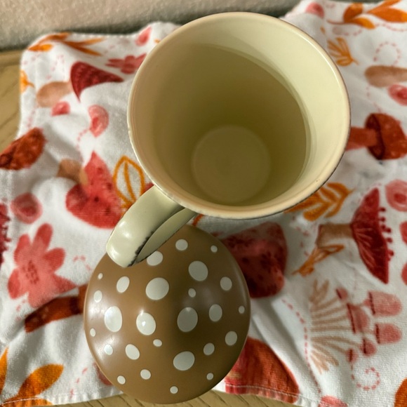 Mushroom Themed Mug and butter bell - Picture 3 of 3
